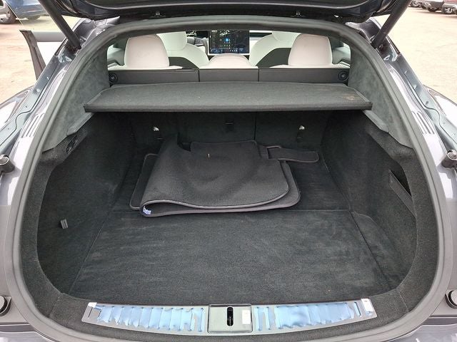 2022 Tesla Model S Plaid