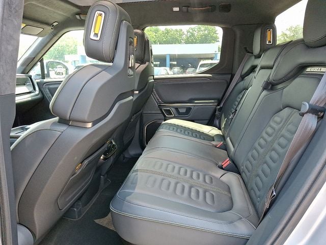 2022 Rivian R1T Adventure