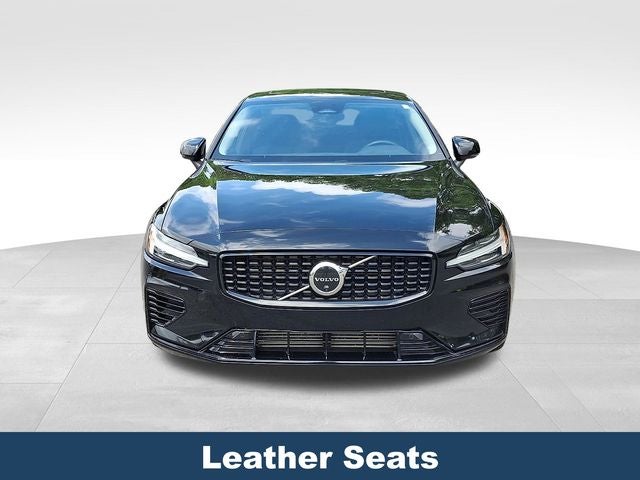 2023 Volvo S60 Recharge Plug-In Hybrid T8 Plus Dark Theme