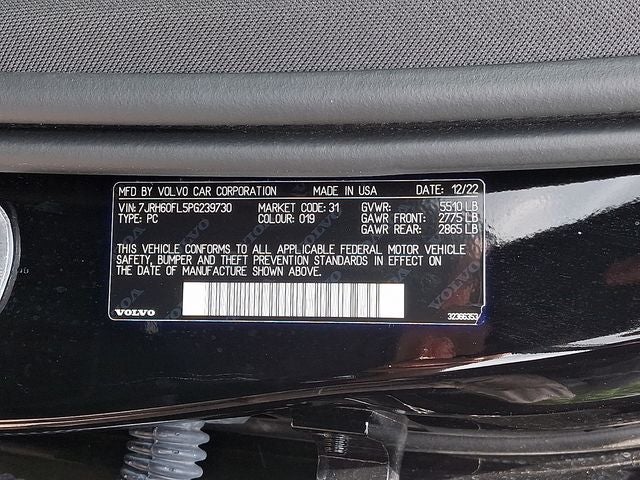 2023 Volvo S60 Recharge Plug-In Hybrid T8 Plus Dark Theme