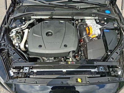 2023 Volvo S60 Recharge Plug-In Hybrid T8 Plus Dark Theme