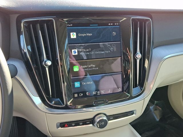 2024 Volvo S60 B5 Core Dark Theme