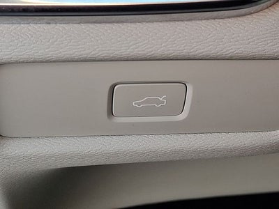 2024 Volvo S60 B5 Core Dark Theme