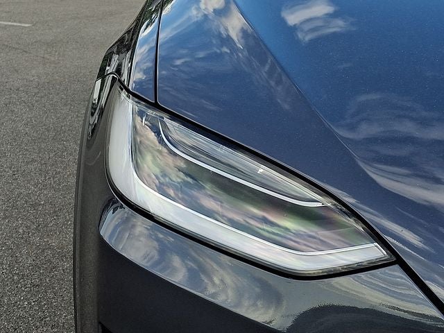 2023 Tesla Model X Standard Range