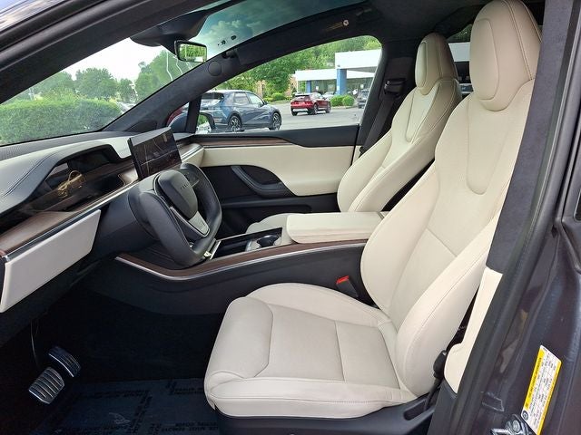2023 Tesla Model X Standard Range