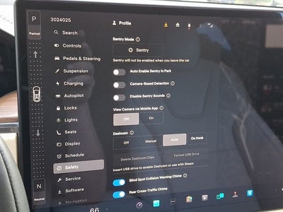 2023 Tesla Model X Standard Range