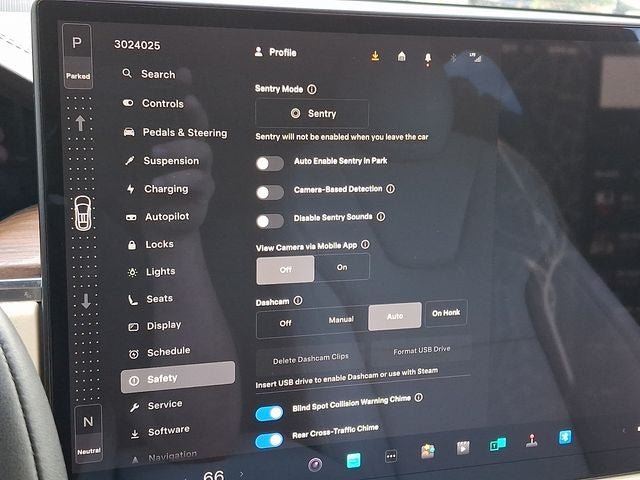 2023 Tesla Model X Standard Range