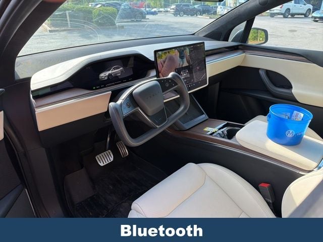 2023 Tesla Model X Standard Range