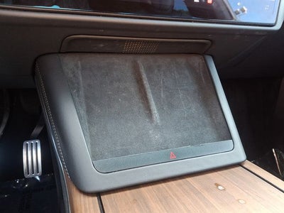 2022 Tesla Model X Base