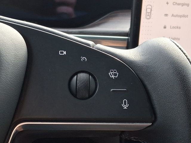 2022 Tesla Model X Base