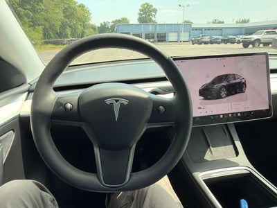 2024 Tesla Model Y Long Range