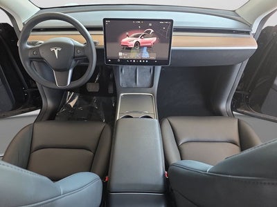 2025 Tesla Model Y Long Range