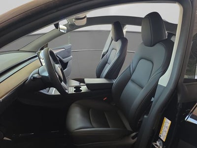 2025 Tesla Model Y Long Range