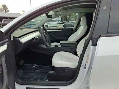 2024 Tesla Model Y Long Range