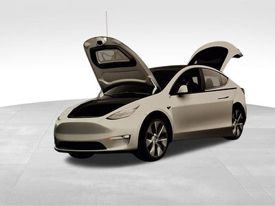 2023 Tesla Model Y Long Range