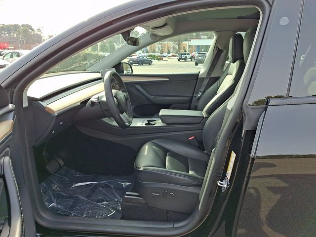 2024 Tesla Model Y Long Range