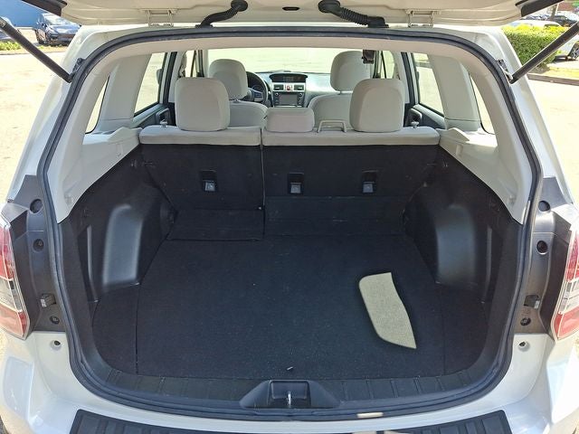 2016 Subaru Forester 2.5i