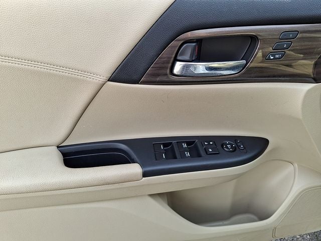 2017 Honda Accord Hybrid EX-L