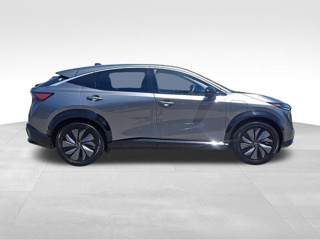 2023 Nissan Ariya VENTURE+