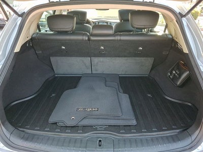 2017 INFINITI QX50 Base