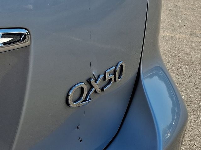 2017 INFINITI QX50 Base