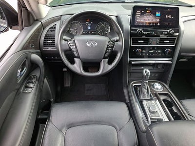 2024 INFINITI QX80 LUXE