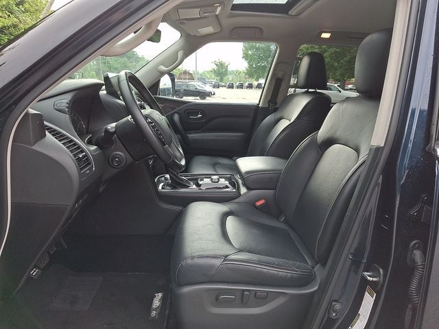 2024 INFINITI QX80 LUXE