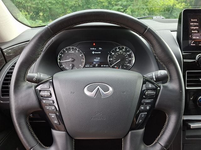 2024 INFINITI QX80 LUXE