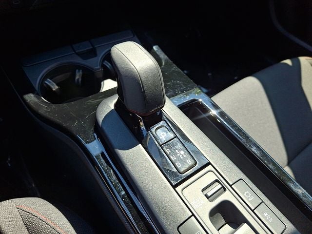 2025 Toyota Prius Plug-In Hybrid SE
