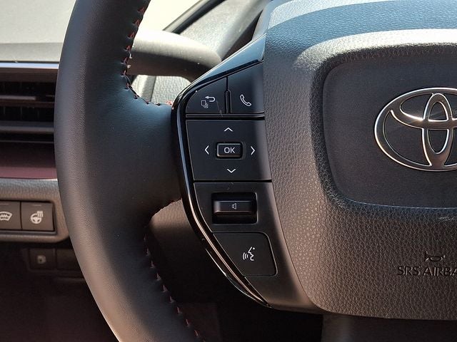 2025 Toyota Prius Plug-In Hybrid SE