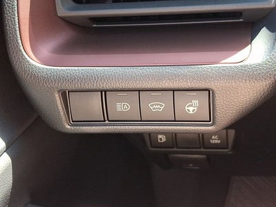 2025 Toyota Prius Plug-In Hybrid SE