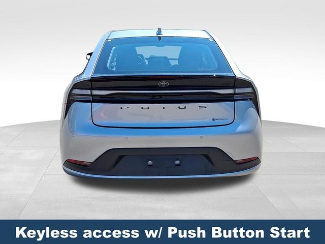 2025 Toyota Prius Plug-In Hybrid SE
