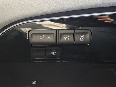 2020 Toyota Prius LE AWD-e