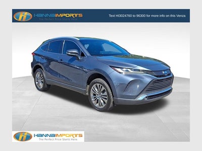 2023 Toyota Venza XLE