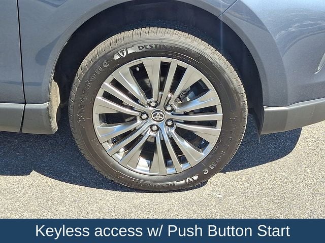 2023 Toyota Venza XLE