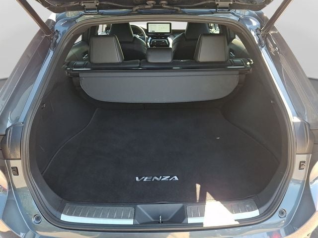 2023 Toyota Venza XLE