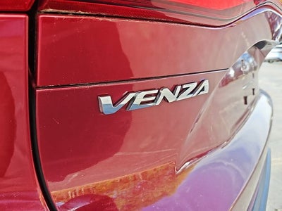 2023 Toyota Venza LE