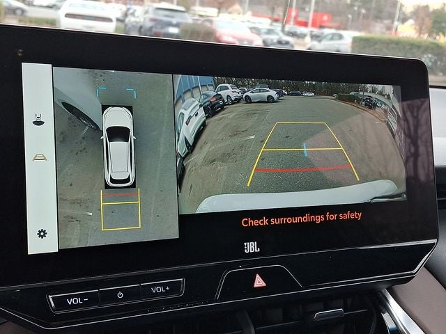 2024 Toyota Venza LE