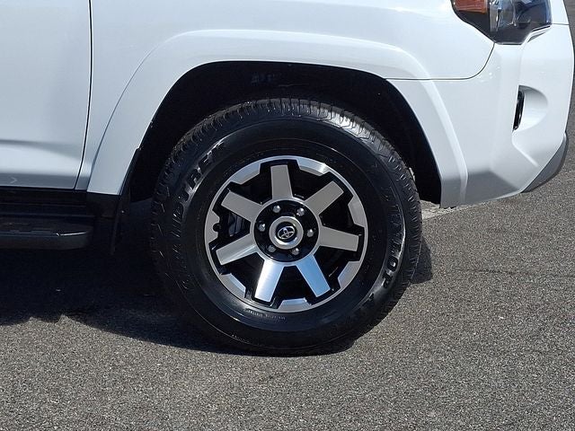 2024 Toyota 4Runner TRD Off-Road