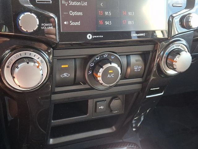 2024 Toyota 4Runner TRD Off-Road