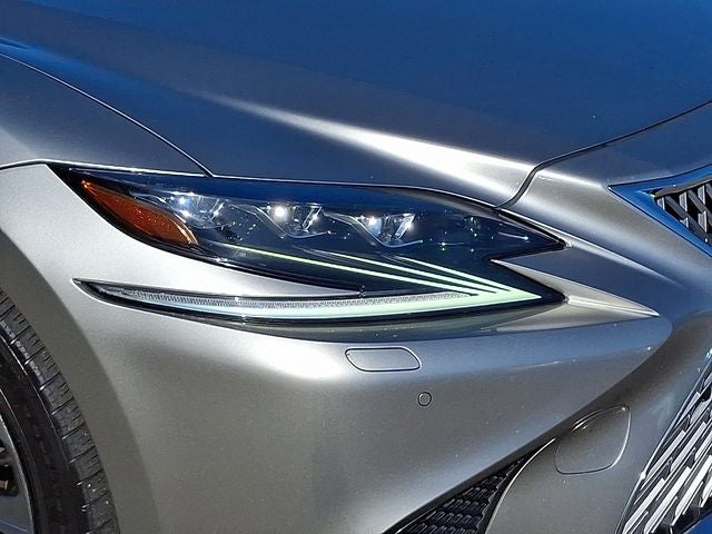 2019 Lexus LS 500h Base