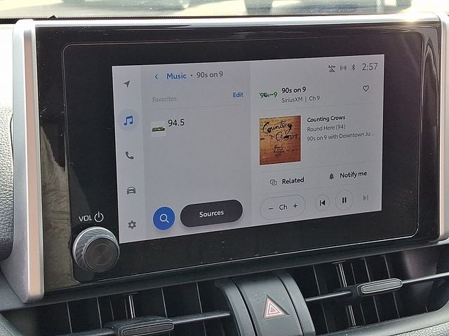 2023 Toyota RAV4 Hybrid SE