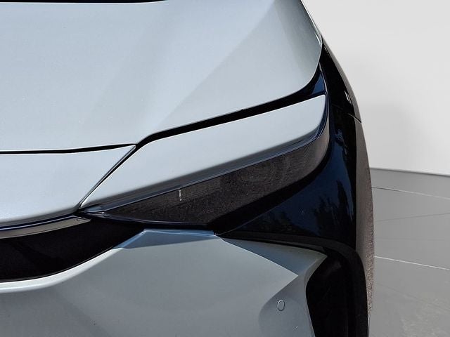 2025 Toyota bZ4X XLE