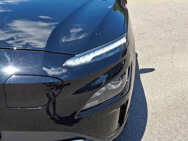 2023 Hyundai Kona Electric SE