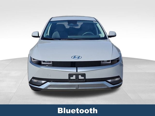 2024 Hyundai IONIQ 5 SE Standard Range