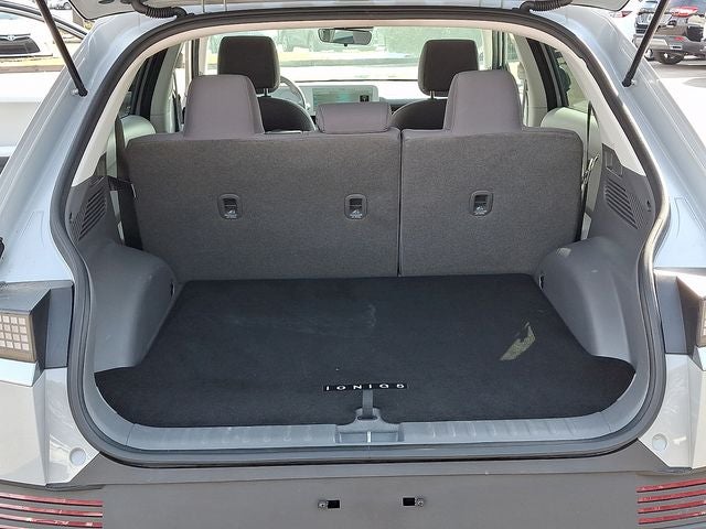 2024 Hyundai IONIQ 5 SE Standard Range