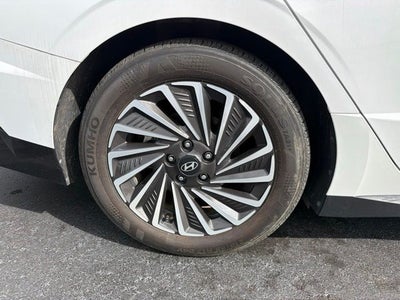 2024 Hyundai Sonata Hybrid Limited