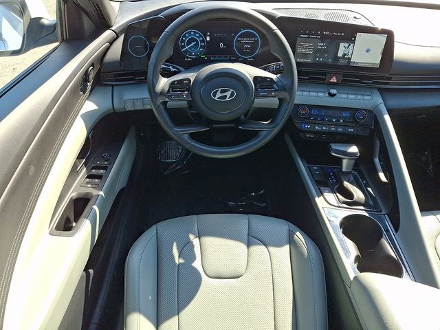 2025 Hyundai Elantra Hybrid Limited