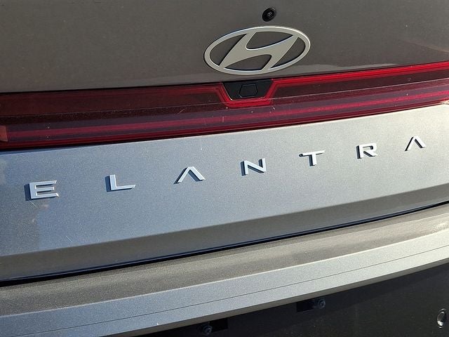 2024 Hyundai Elantra Hybrid Limited
