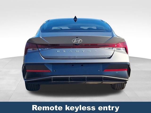 2024 Hyundai Elantra Hybrid Limited